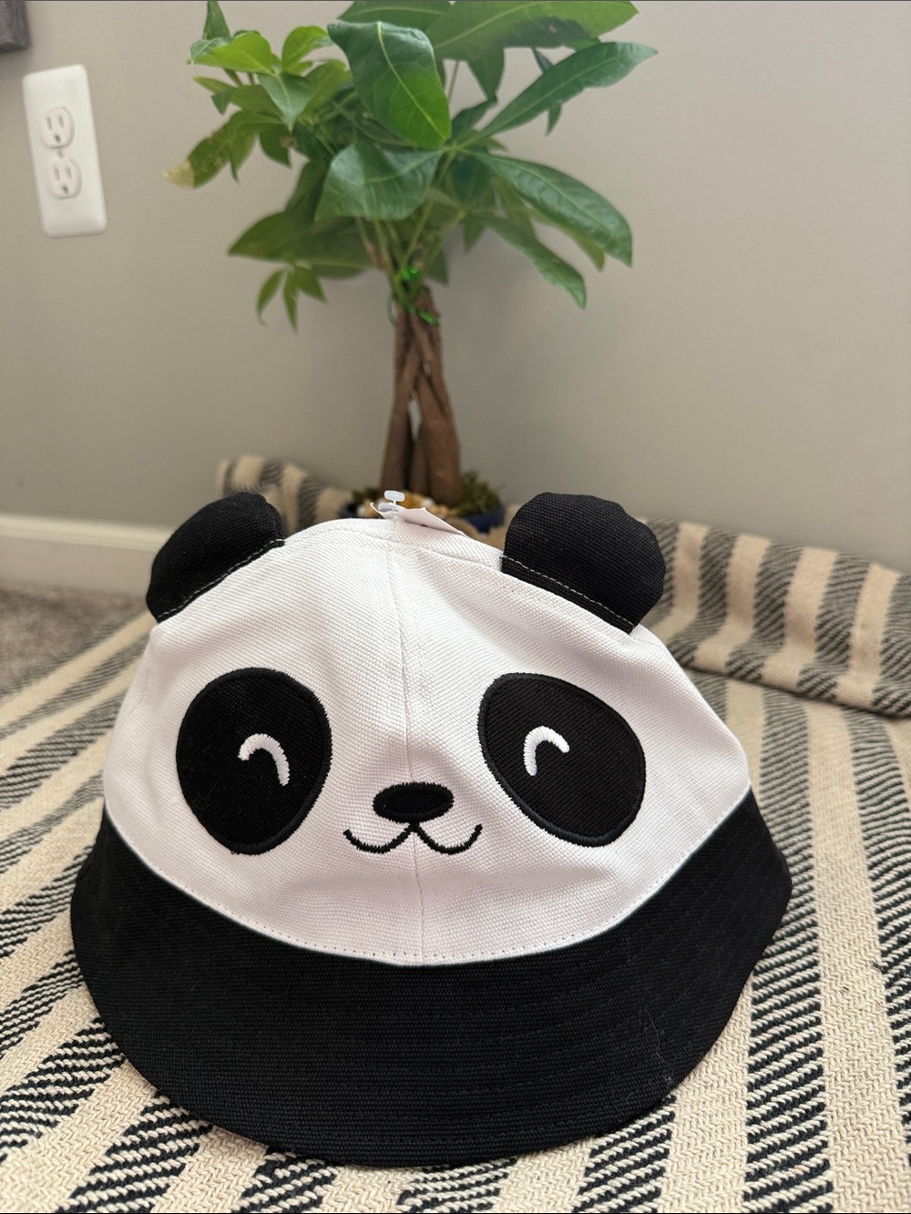 Claire's Panda Bucket Hat - Black & White